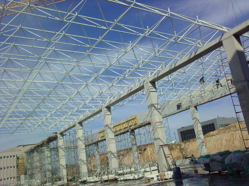 Tuzla Serbest Bölge DESBAŞ Deposu Uzay Çatı İmalatı ve Montajı Yapılması